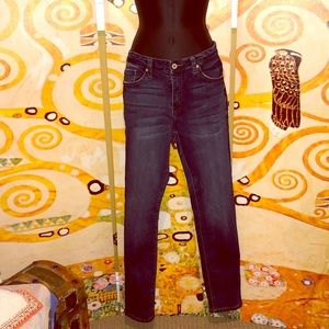 Great straight leg jeans!